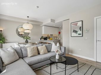 15 Tully Green, Dublin 18, Cherrywood, Co. Dublin - Image 4