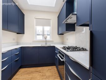 1 Shandon Drive, Dublin 7 - Image 4