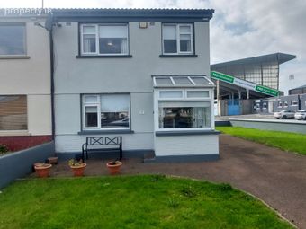 82 Childers Park, Thurles, Co. Tipperary - Image 2