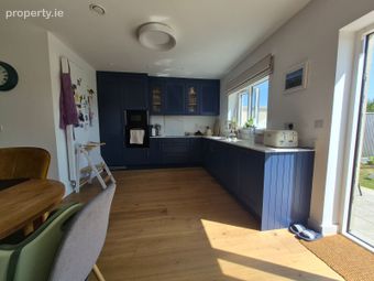 9 The Crescent, Stonehaven, Naas, Co. Kildare - Image 3