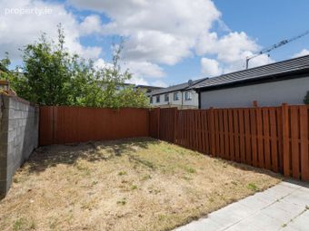 68 Castlegate Grove, Adamstown, Lucan, Co Dublin, Adamstown, Co. Dublin - Image 2