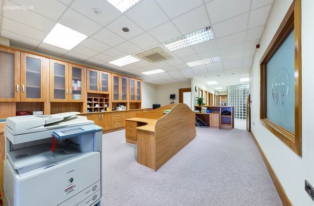 Park House, Main Street, Roscommon, Co. Roscommon, Roscommon Town, Co. Roscommon - Click to view photos