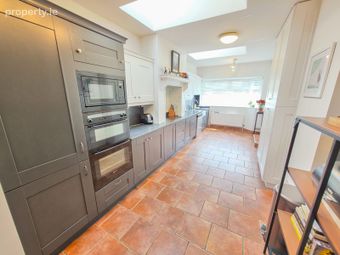 Bun An Cnoic, 11 Churchview Villas, Castlebar, Co. Mayo - Image 5