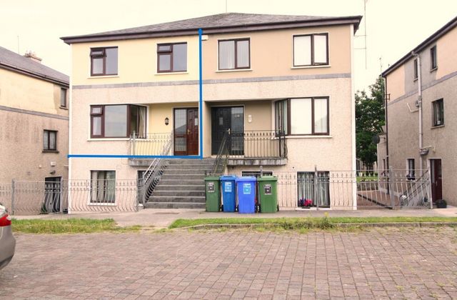 26 Templegreen, Newcastle West, Newcastle West, Co. Limerick - Click to view photos