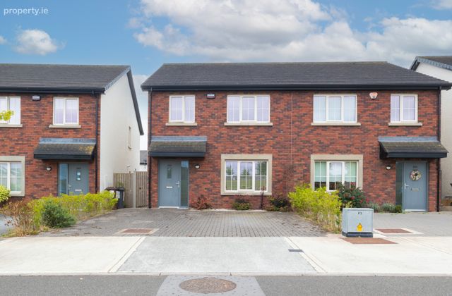 250 Dundoogan, Dundalk, Co. Louth, Dundalk, Co. Louth - Click to view photos