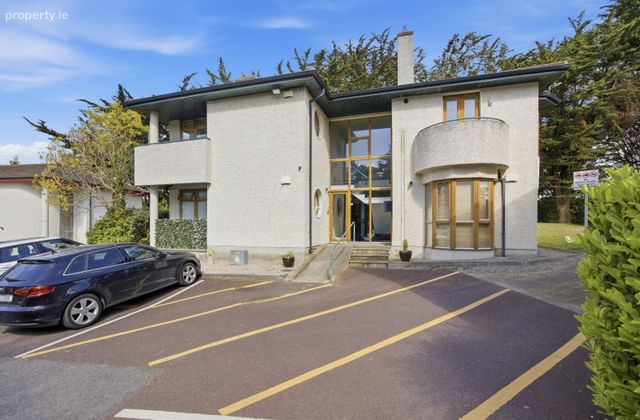 Apartment 11 The Quarry, Carrickhill Road Upper, Portmarnock, Co. Dublin - Click to view photos