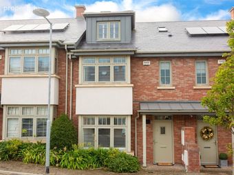 6 Month Letting 5 The Close, Hazelbrook Square, Churchtown, Dublin 14