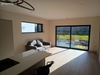 2 Oakhaven, Castletreasure, Douglas, Cork, Donnybrook, Co. Cork