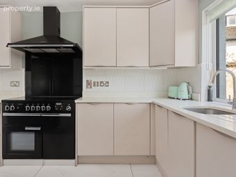 32 Beechmount Drive, Dublin 14, Clonskeagh, Dublin 14 - Image 4