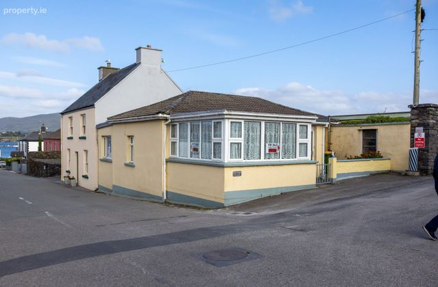 Courthouse Cottage, Knightstown, Valentia Island, Knight's Town, Co. Kerry - Click to view photos