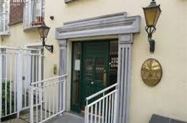 Northumberlands, Love Lane, Dublin 2 - Click to view photos