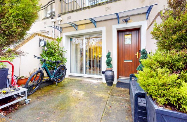 27 North Street, Ongar Village, Ongar, Dublin 15 - Click to view photos