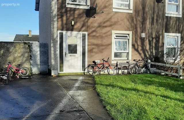 140 Greenhills Estate, Ballina, Co. Mayo - Click to view photos