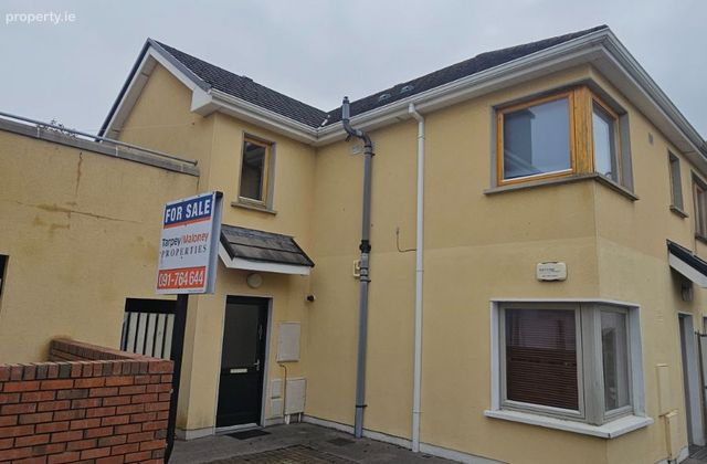 Coillte Mhuirlinne, Ballybane, Merlin, Co. Galway - Click to view photos