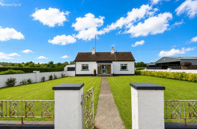 Brownstown, Navan, Co. Meath - Click to view photos