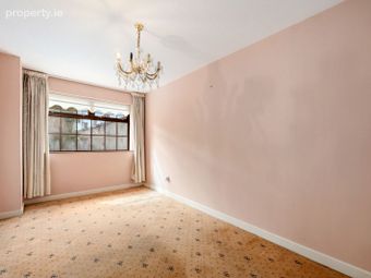 8 Lansdowne Court, Old Youghal Road, St. Lukes, Co. Cork - Image 4