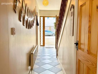 23 Ross &Aacute;rd, Monksland, Athlone, Co. Roscommon - Image 5
