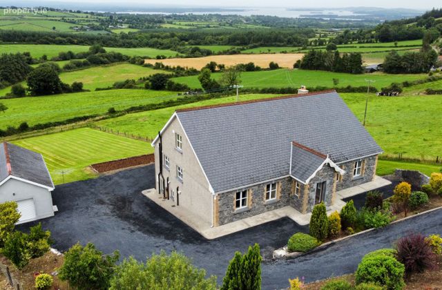 Derg View Lackamore, Portroe, Nenagh, Co. Tipperary - Click to view photos