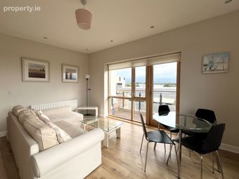 Ely Hall, Hazelbrook Square, Churchtown, Dublin 14 - Image 4