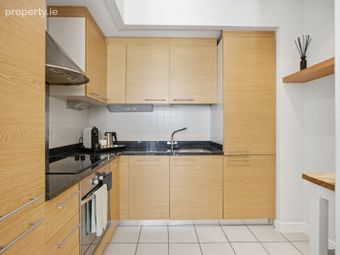 15 Hanover Quarter, Grand Canal Dock, Dublin 2 - Image 3