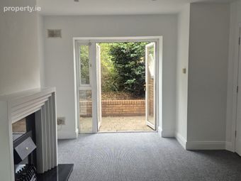19 The Crescent, Harbour Heights, Passage West, Co. Cork - Image 3