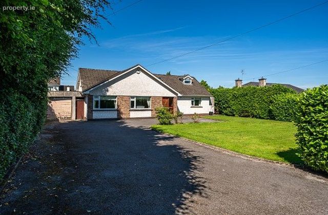 Melvin House, Washhouse Road, Cartrontroy, Athlone, Co. Westmeath - Click to view photos