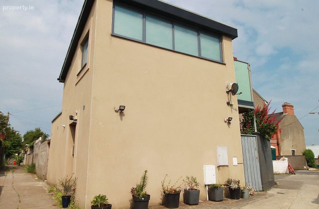 14a Victoria Villas, Clontarf, Dublin 3, Clontarf, Dublin 3 - Click to view photos