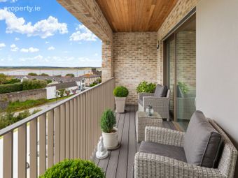 8, Low Rock Apartments, Robswall, Coast Road, Malahide, Co. Dublin - Image 2