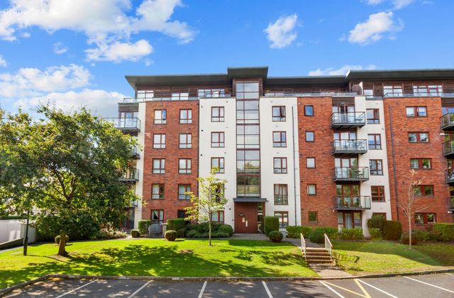 37 Temple Gardens, Northwood, Santry, Dublin 9, Dublin 9 - Click to view photos