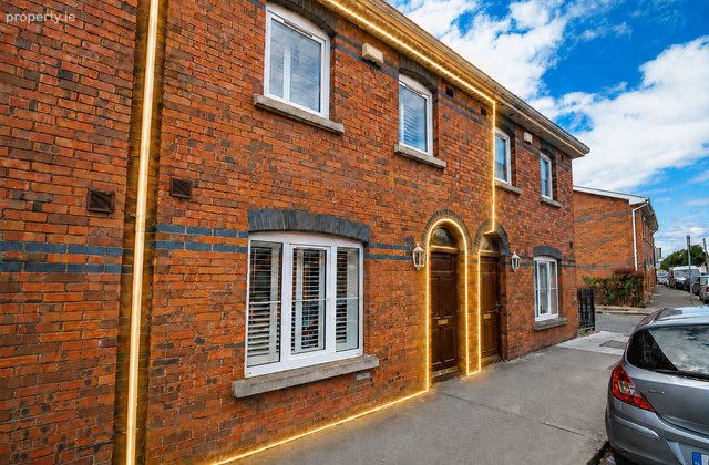87 Innisfallen Parade, Derrynane Square, Off Dorset Street, North Circular Road, Co. Dublin, North Circular Road, Dublin 7 - Click to view photos