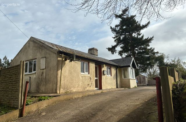 Ballinglanna, Kilworth, Co. Cork - Click to view photos