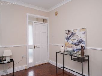 23 Hampton Court, Inchicore, Dublin 8 - Image 2