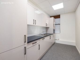 Part 3rd Floor Rear, Newmount House, Lower Mount Street, Dublin 2, Dublin 2 - Image 4