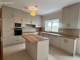 2 Heather Grove, Janeville, Carrigaline, Co. Cork - Image 2