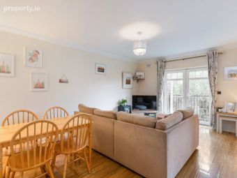 8 Stocking Wood Copse, Stocking Avenue, Rathfarnham, Dublin 16, Rathfarnham, Dublin 16 - Image 4
