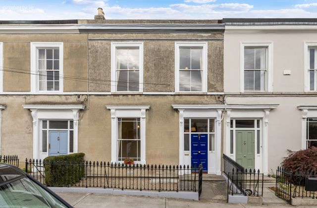 27 Clarinda Park West, Dun Laoghaire, Co. Dublin, Dun Laoghaire, Co. Dublin - Click to view photos