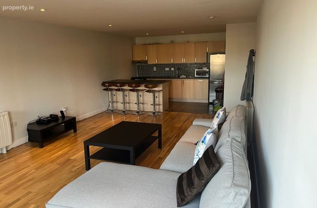 Hyde Square, Kilmainham, Dublin 8 - Click to view photos