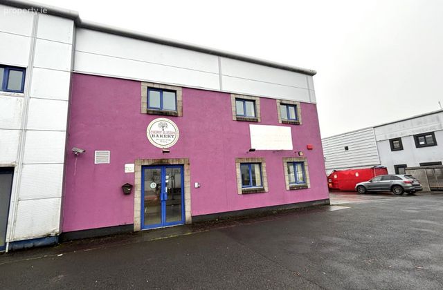 Unit 7, Castlebar Retail Park, Breaffy Road, Castlebar, Co. Mayo - Click to view photos