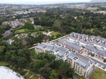 Apartment 35, Papworth Hall, Cabinteely, Dublin 18 - Image 2