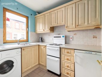 52 Dominick Street, Dun Laoghaire, Co. Dublin - Image 4