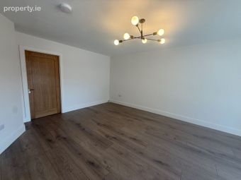 6 Barnakyle Gardens, Patrickswell, Cloghkeating, Co. Limerick - Image 3