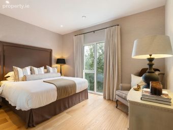 Woodlands Grove, Blackrock, Co. Dublin - Image 3