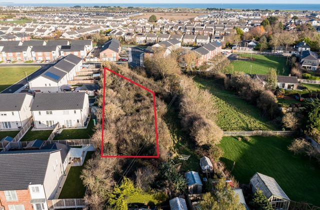 Off Park Road In Whitefield Hall, Bettystown, Co. Meath - Click to view photos