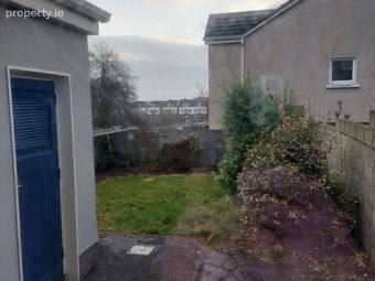 4 Bar Na Carraige, Fort Lorenzo, Galway, Salthill, Co. Galway - Image 3