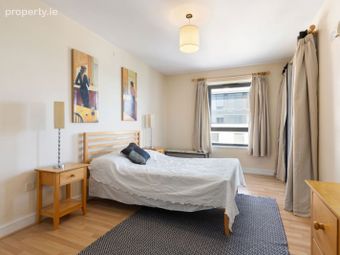 Apartment 86, South Gate Apartments, The Coombe, Dublin 8 - Image 4