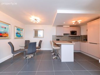 Pembroke Apartments, Upper Grand Canal Street, Ballsbridge, Dublin 4 - Image 2