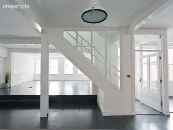 9 Upper Baggot Street, Dublin 2 - Image 4