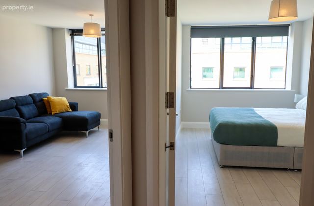 Apartment 153, Block 4, Parkgate Place, Dublin 8 - Click to view photos