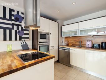 407 Beacon One, Beacon Court, Dublin 18, Dublin 18 - Image 3