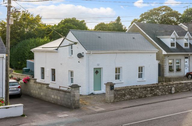 Brides Bridge, Castlelyons, Co. Cork - Click to view photos